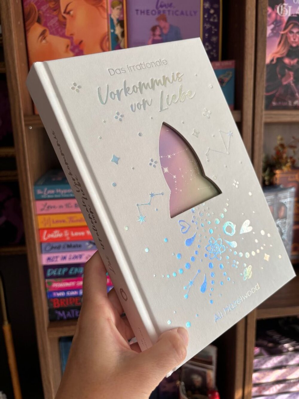 NWOT! Bücherbüchse Love On the Brain Special Edition Hardback